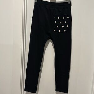 FOREVER21 MEN JOGGERS WITH POLKDA DOTS BACK POCKET
